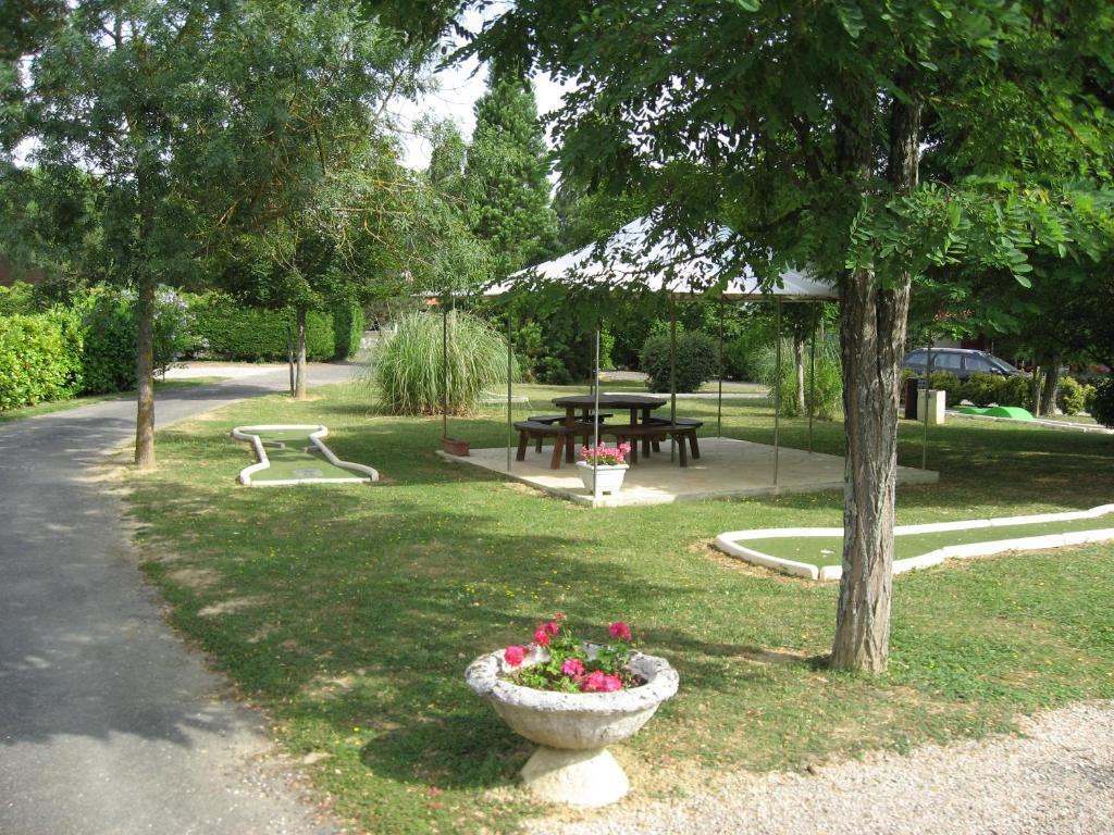 Les Chalets Des Mousquetaires Mirepoix  Kültér fotó